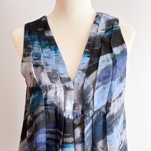 UO Kimchi Blue Chiffon V-Neck A-line Mini Dress Sleeveless Abstract Blue Lined M